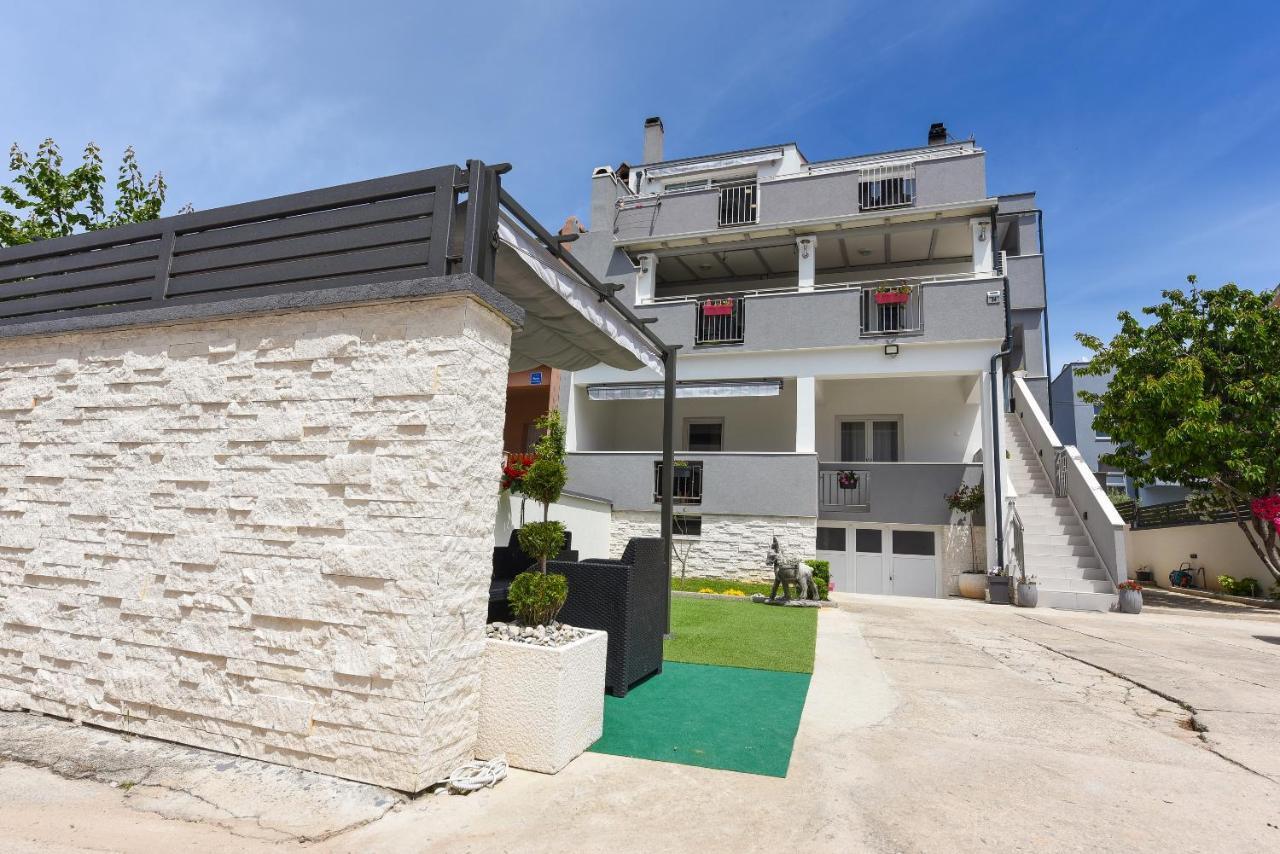 Deluxe Apartman Korina & Ramona Zadar Exterior foto